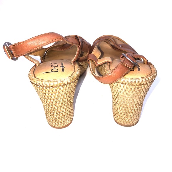BROWN WEDGE SANDALS - Picture 3 of 7